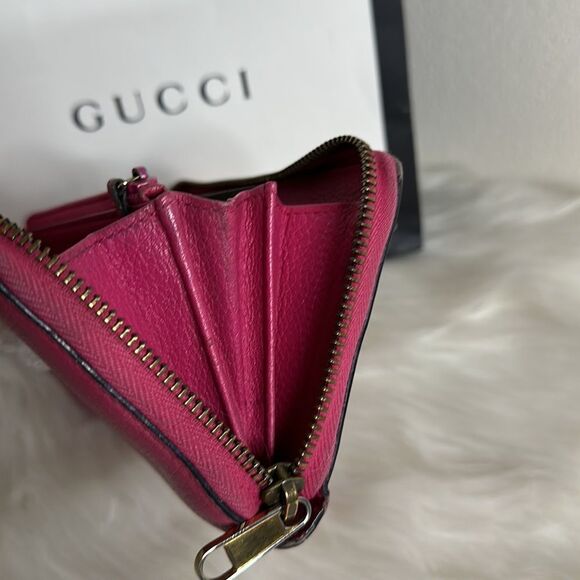 💯Authentic Gucci Zipped Around Long Wallet🍀 - Picture 7 of 14